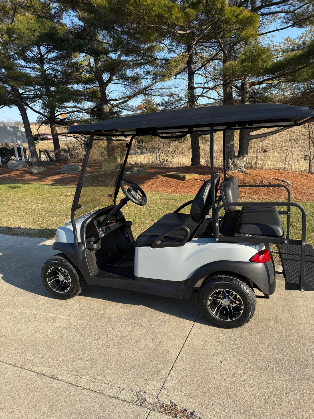 2025 Club Car Tempo  4 Passenger Electric Golf Cart