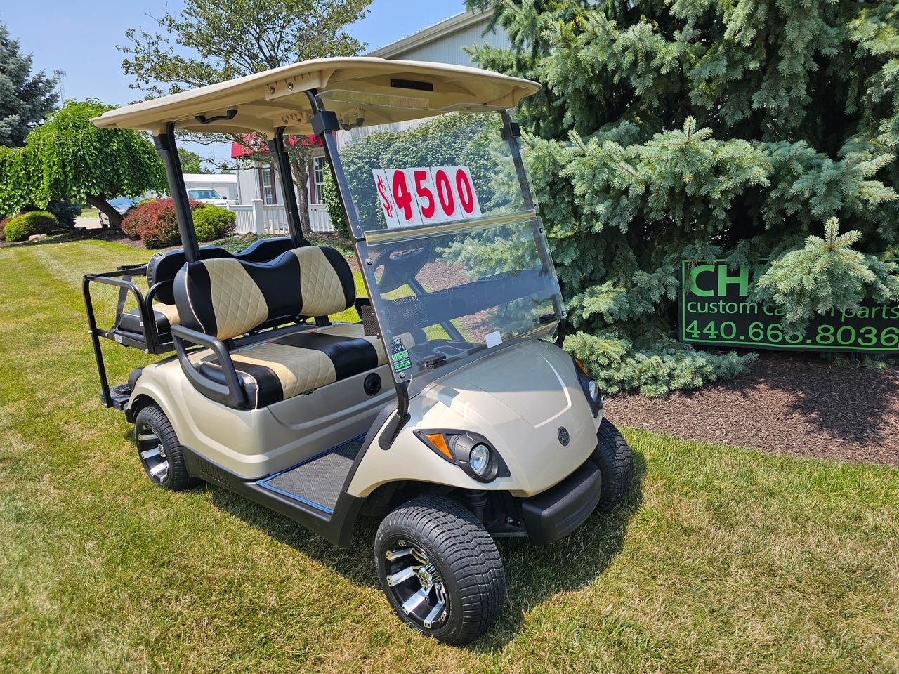 2016 Yamaha Drive Gold  Four Passenger Golf Cart