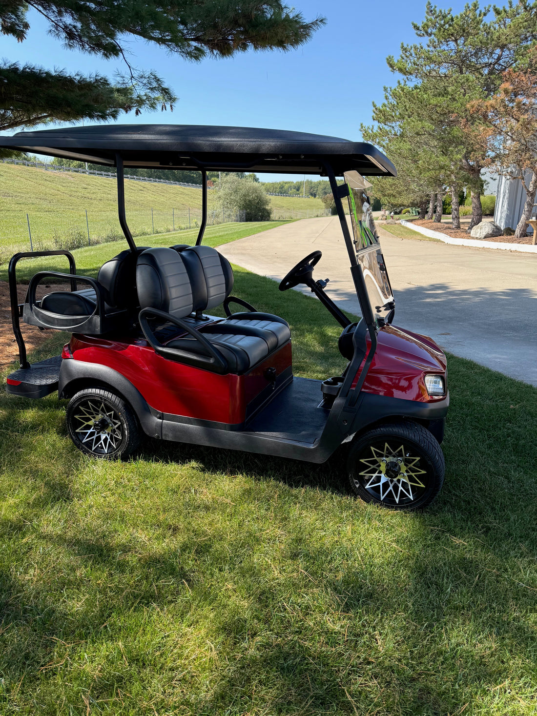 2025 Club Car Tempo  4 Passenger Electric Golf Cart