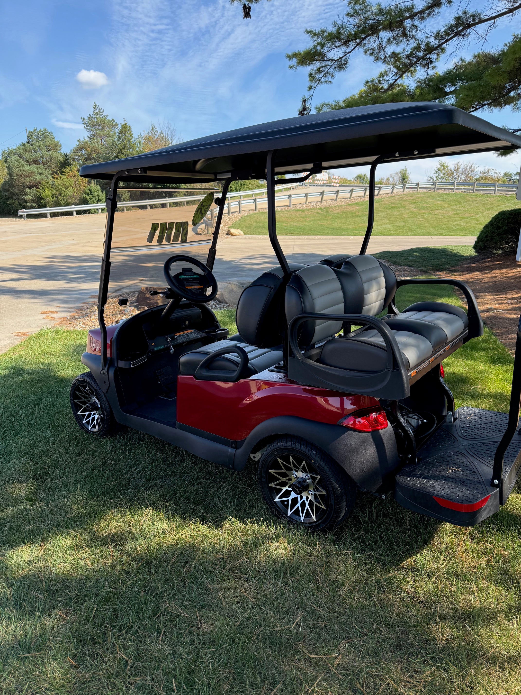 2025 Club Car Tempo  4 Passenger Electric Golf Cart