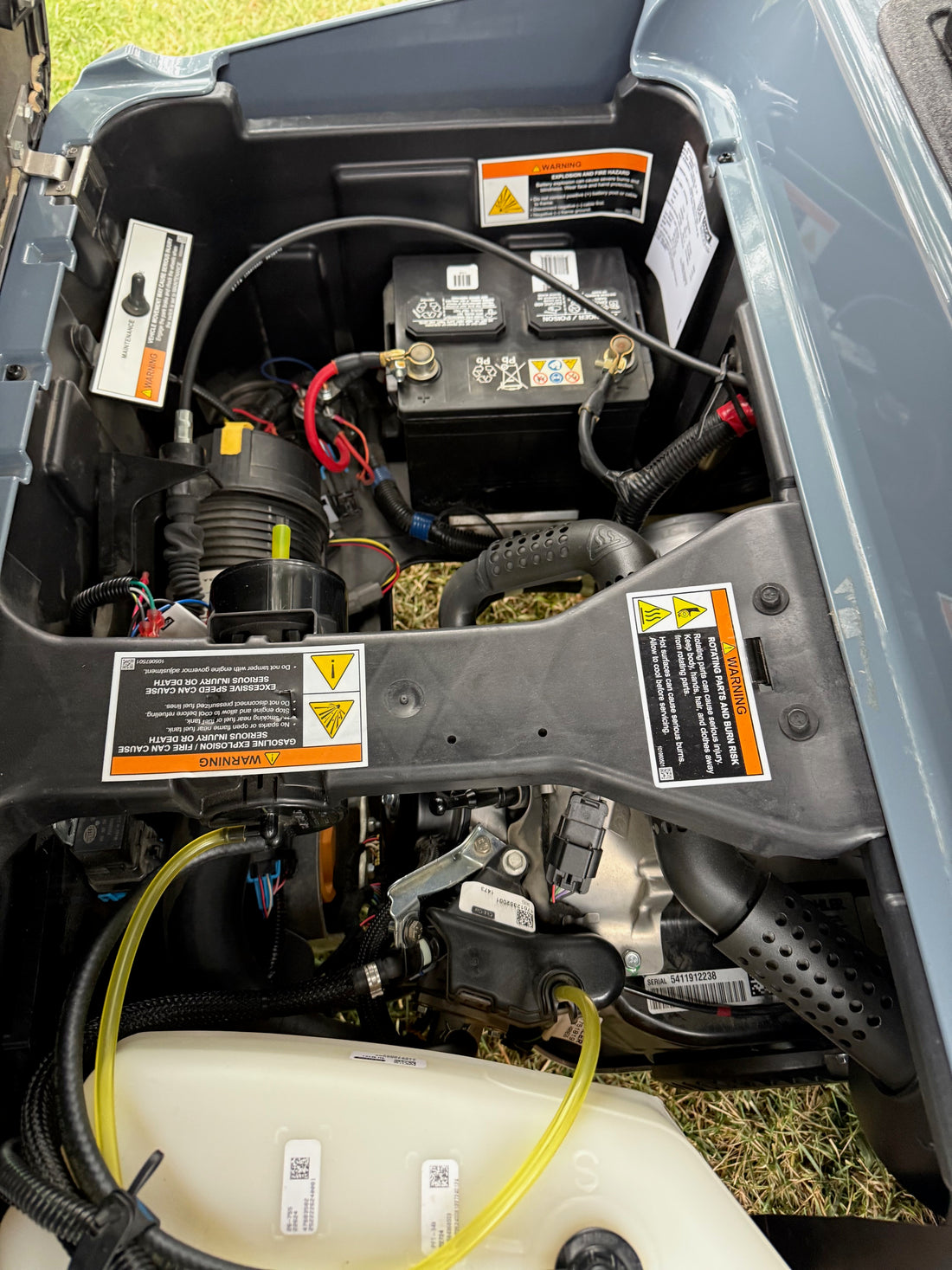 2025 Club Car Onward Gas 4 Passenger Golf Cart