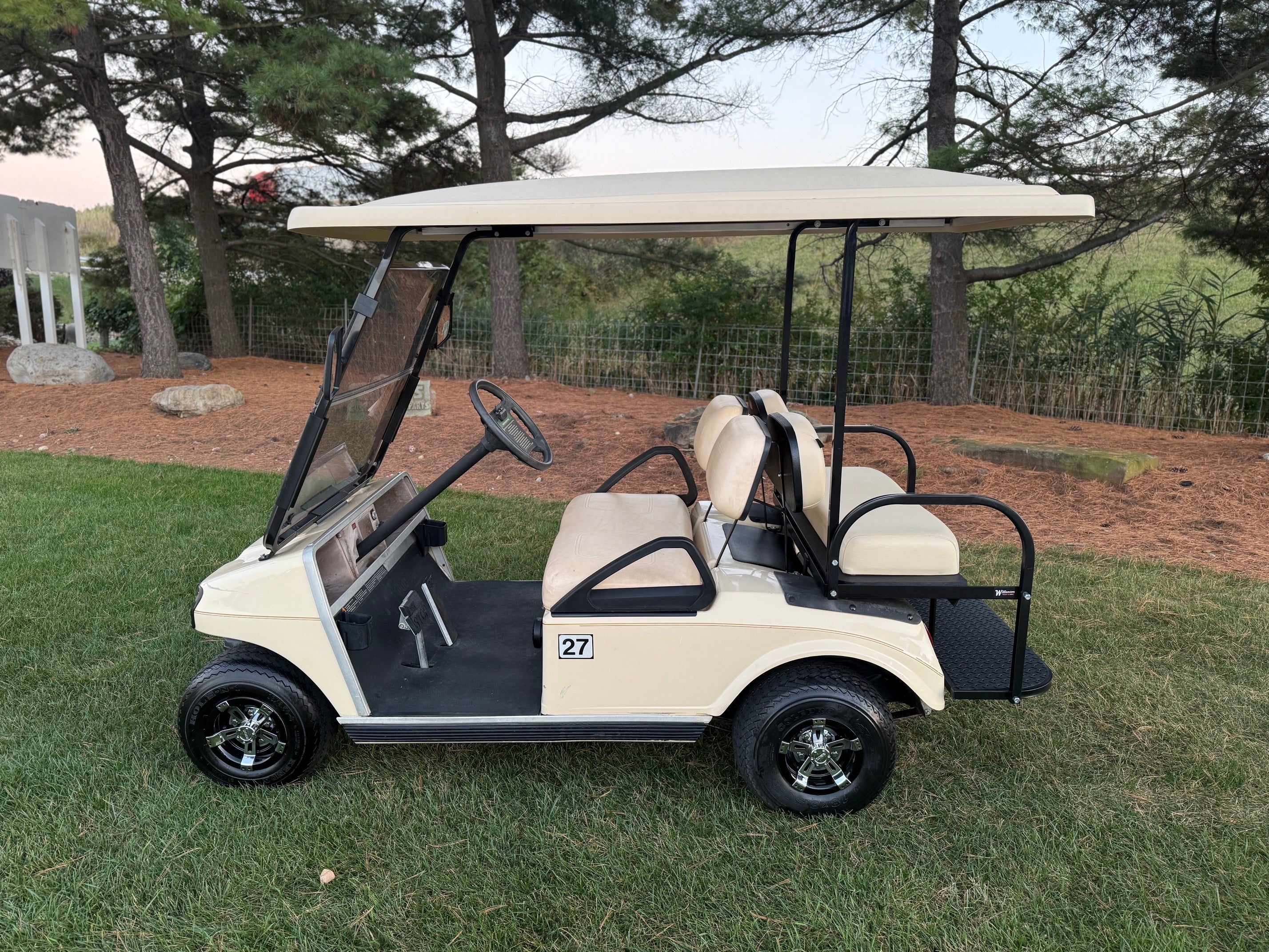 Club Car Ds Gas Four Passenger Golf Cart