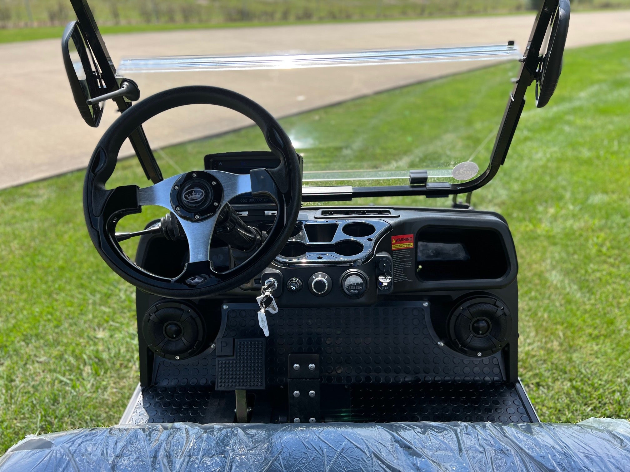 Black 2025 Evolution Classic 4 Plus Lithium Ion Four Passenger